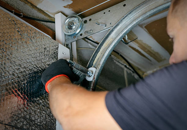 Affordable Garage Door Roller Replacement solutions in Lindstrom, MN